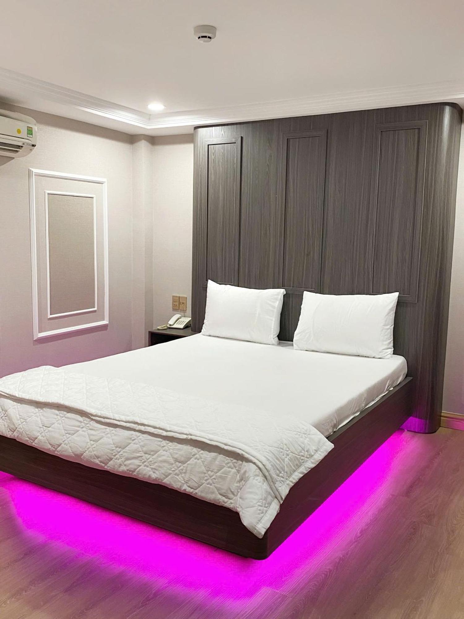 Thanh Binh Premium Hotel Ho-Chi-Minh-Stadt Exterior foto